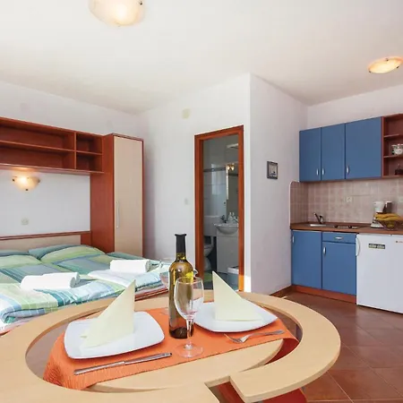 Lägenhet Beautiful In With House Sea View Kornić